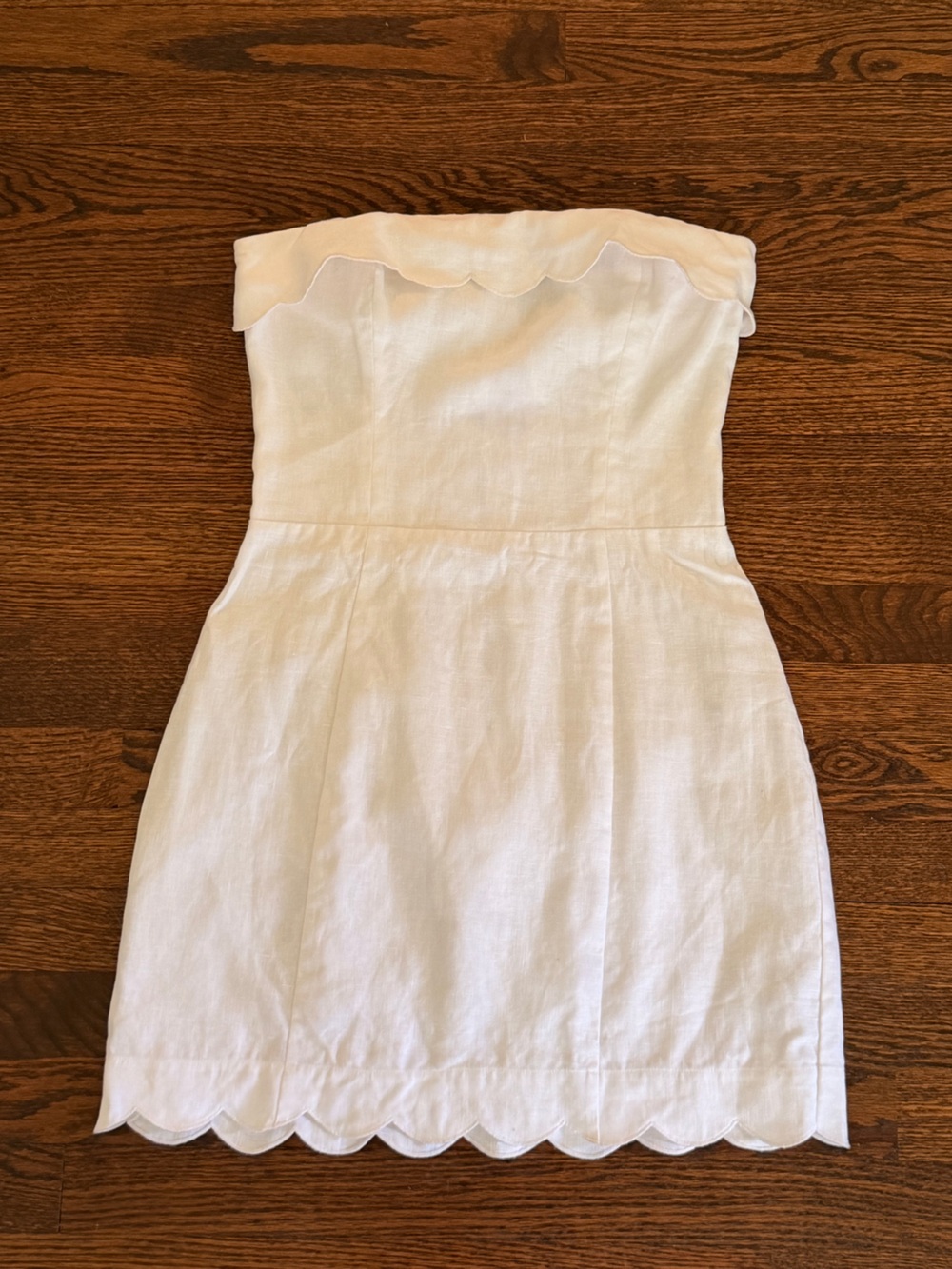 Reformation White Scallop-Neck Women’s Formal Dress